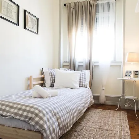 Take A Break Affittacamere Lisbona